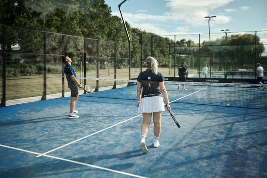 Beter herstellen na een intensieve padelmatch